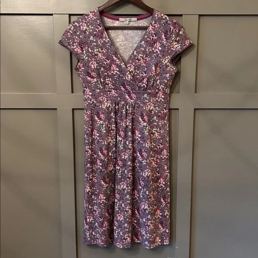 Boden Purple Floral V-Neck Cap Sleeve Dress